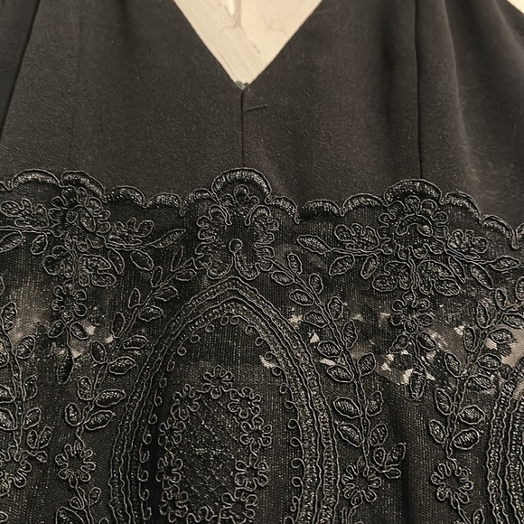 COPY - Black Maxi Elegant Dress - Picture 3 of 3